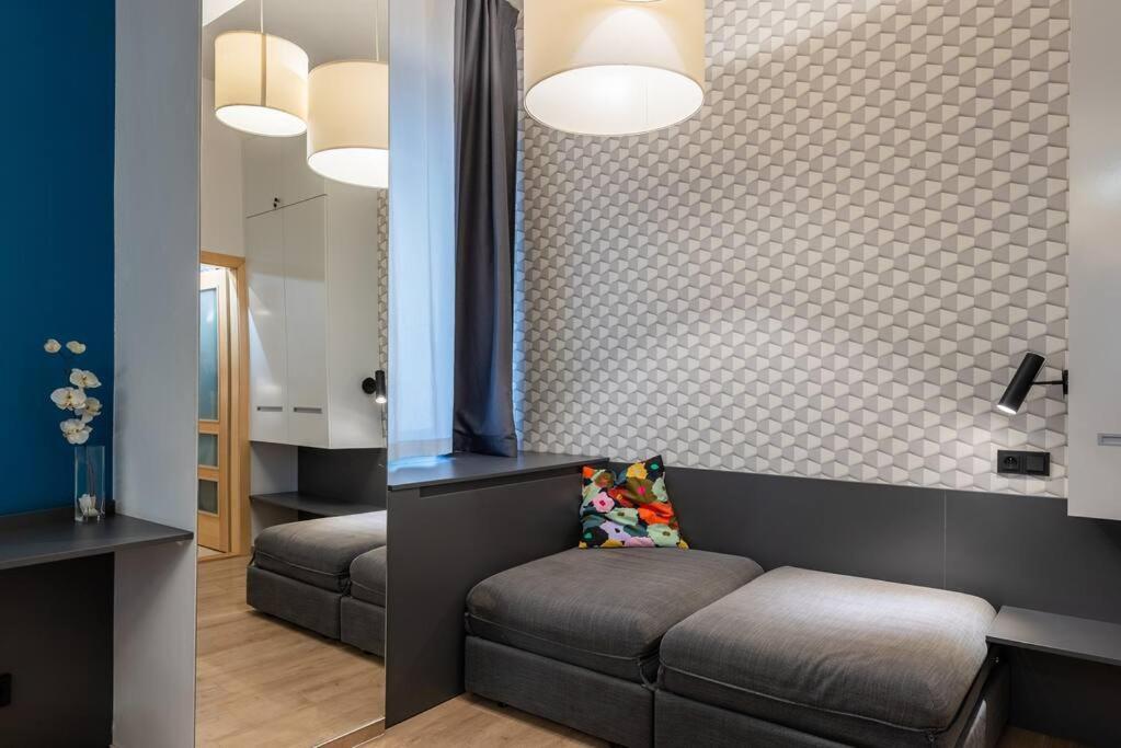 Lighthouse Apartment Praga Esterno foto