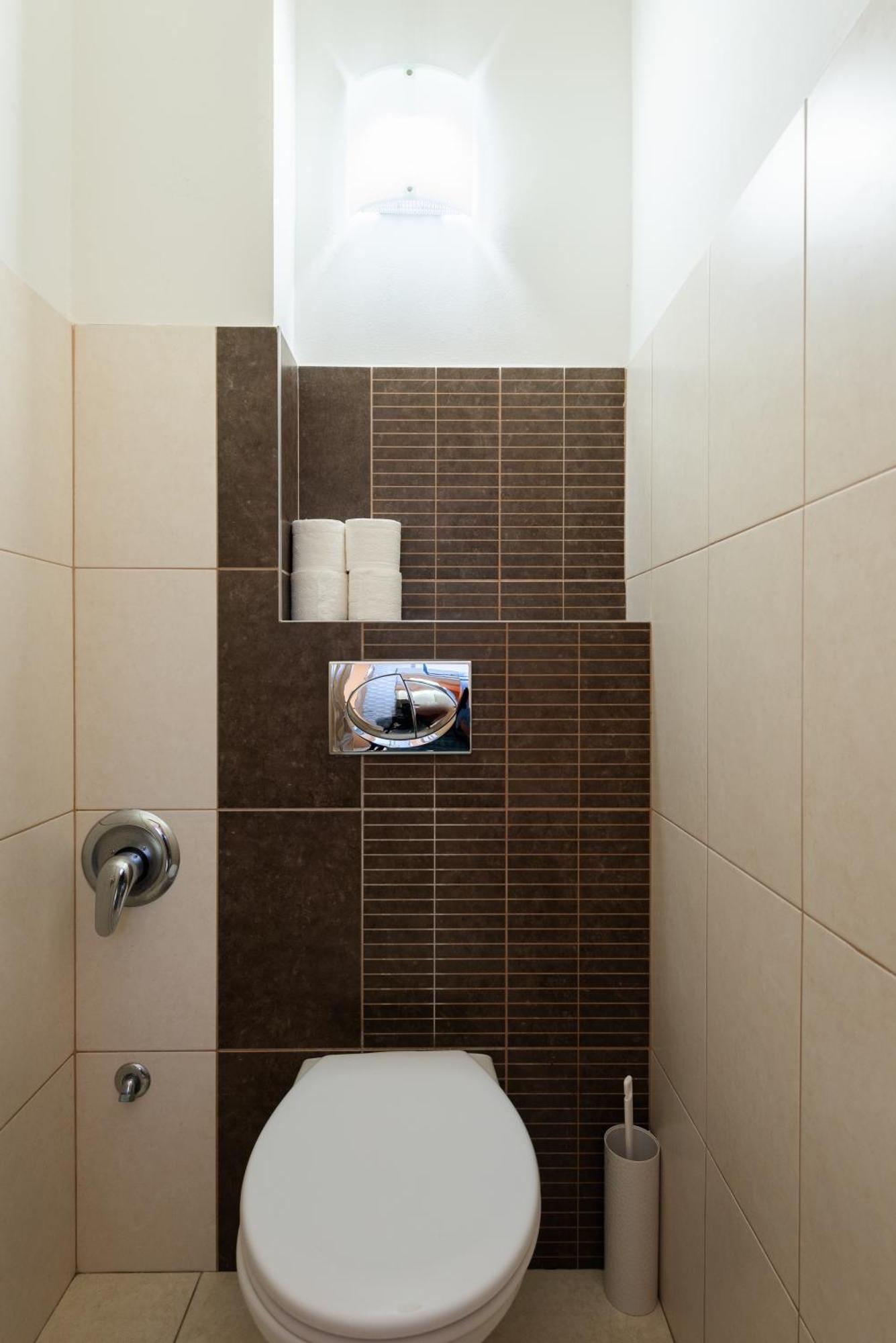 Lighthouse Apartment Praga Esterno foto